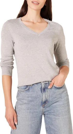 Amazon Essentials Women's Classic-Fit Lightweight Long-Sleeve V-Neck Sweater (Available in Plus Size)